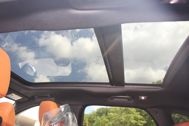 New 2026 Jaguar F-PACE R-Dynamic S image 23