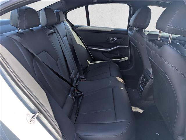 Used 2026 BMW 330i Sedan w/ Premium Package RWD image 18