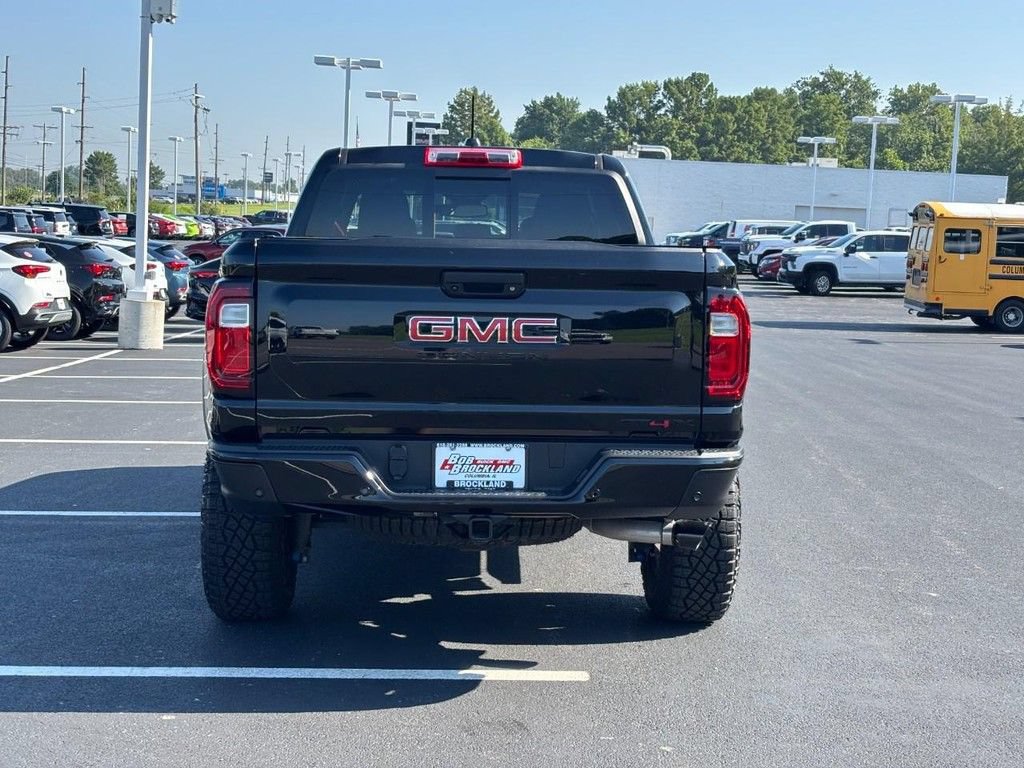 Used 2024 GMC Canyon AT4X AWD/4WD image 4