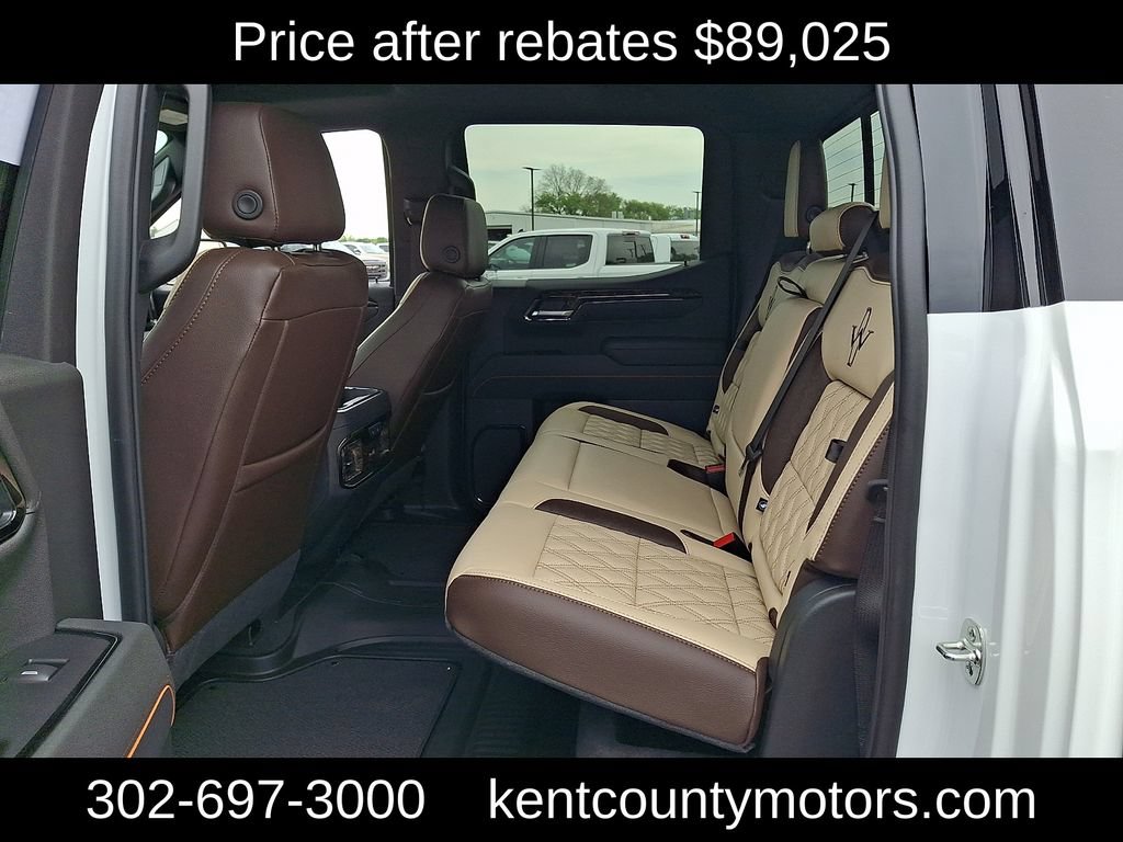 New 2026 GMC Sierra 1500 AT4 w/ Technology Package AWD/4WD image 11