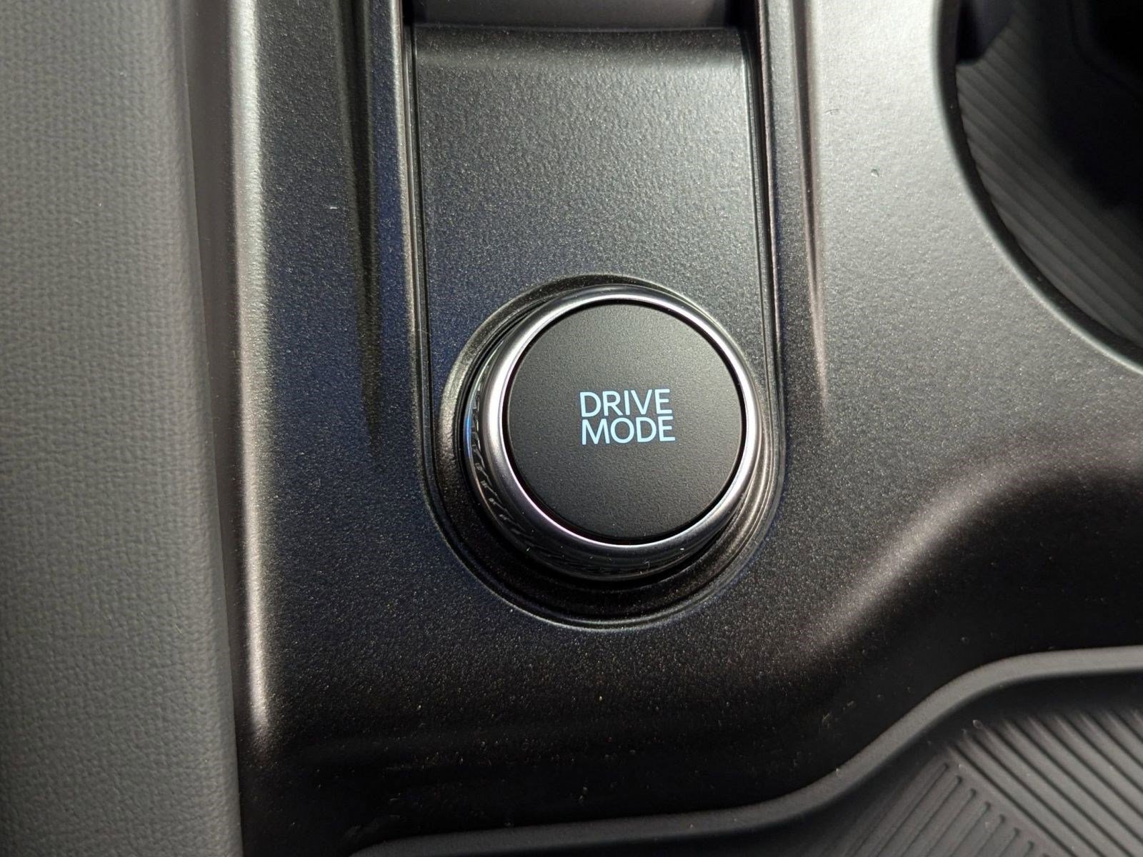 New 2026 Ford Explorer Active w/ Active Comfort Package image 28