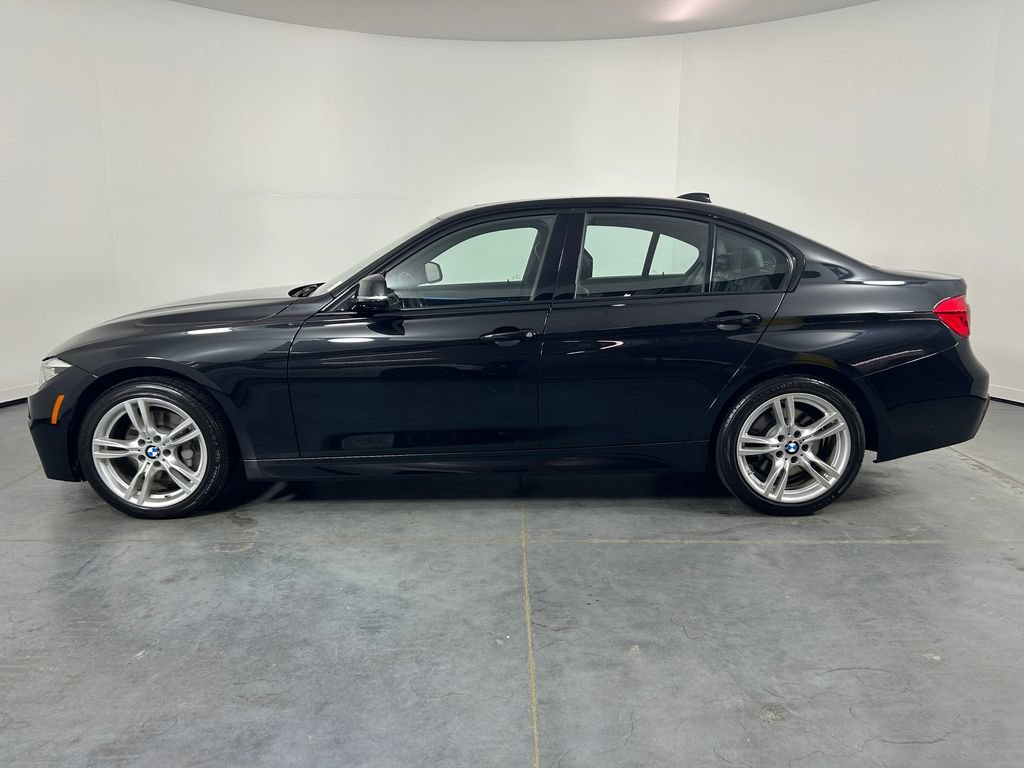 Used 2018 BMW 340i xDrive Sedan w/ Premium Package AWD/4WD image 2