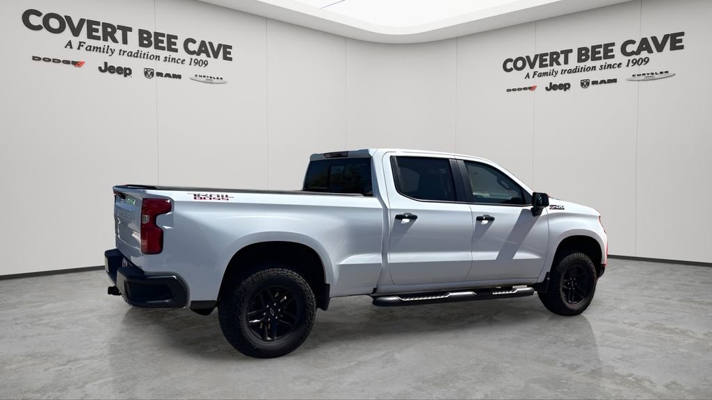 Used 2025 Chevrolet Silverado 1500 LT Trail Boss w/ Convenience Package II image 10