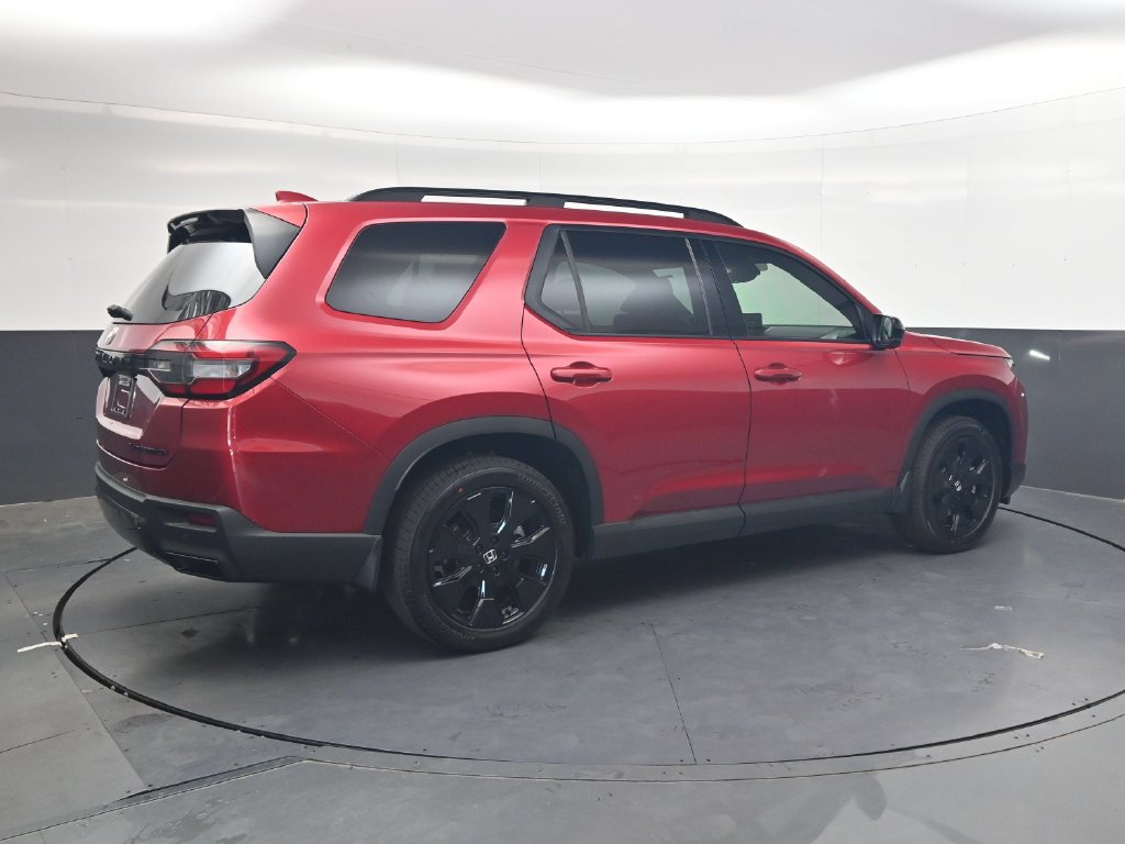 New 2026 Honda Pilot Black Edition image 4