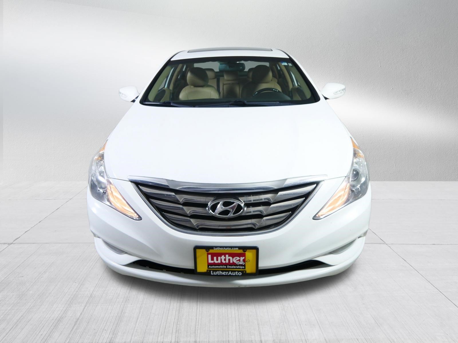 Used 2013 Hyundai Sonata Limited FWD image 2