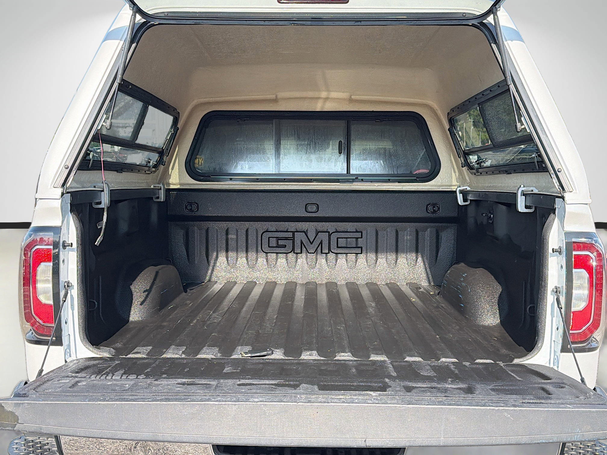 Used 2018 GMC Sierra 1500 SLT image 12