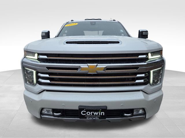 Used 2023 Chevrolet Silverado 3500 High Country w/ Z71 Off-Road Package AWD/4WD image 4