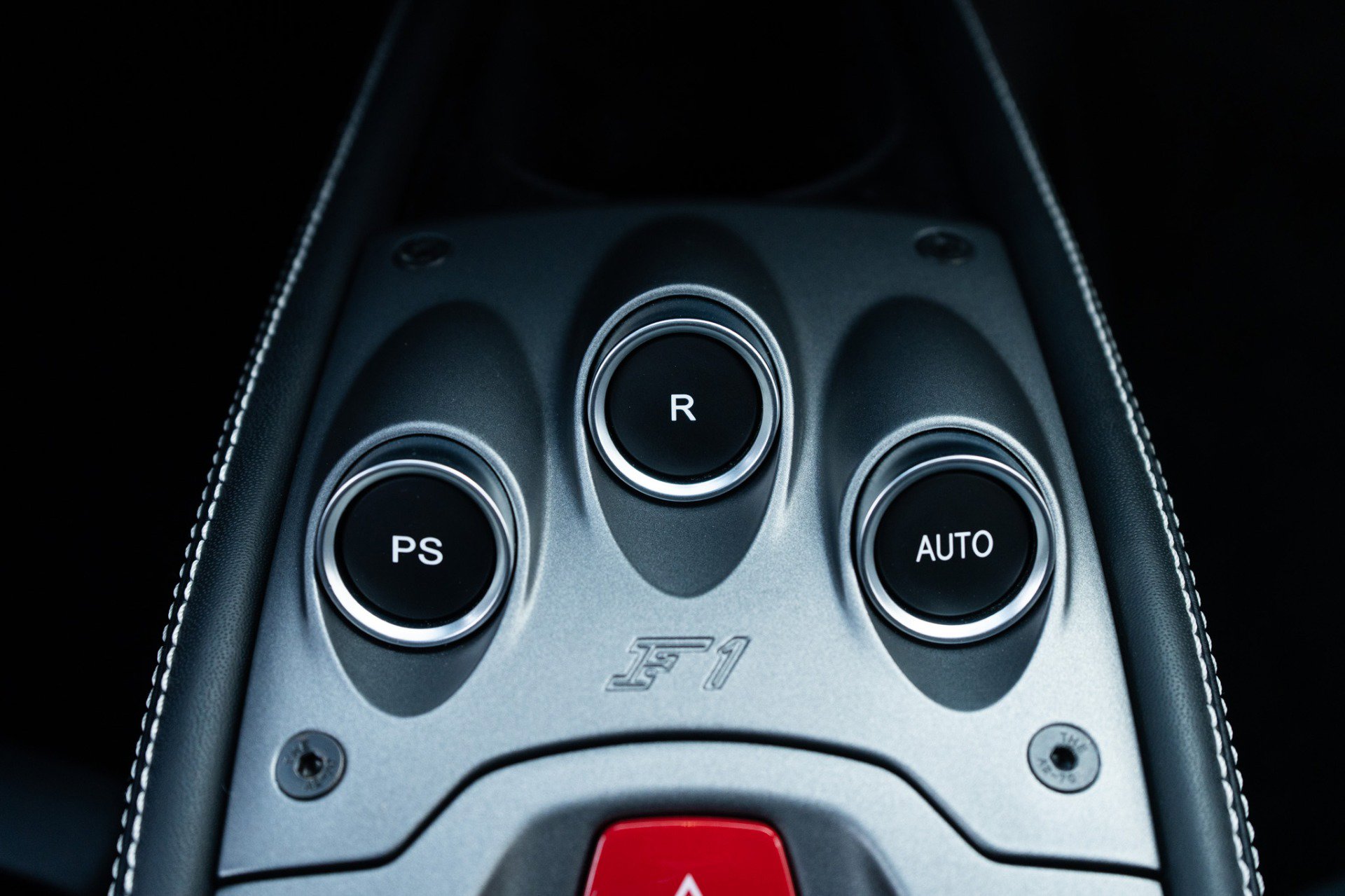 Used 2013 Ferrari 458 Spider image 22