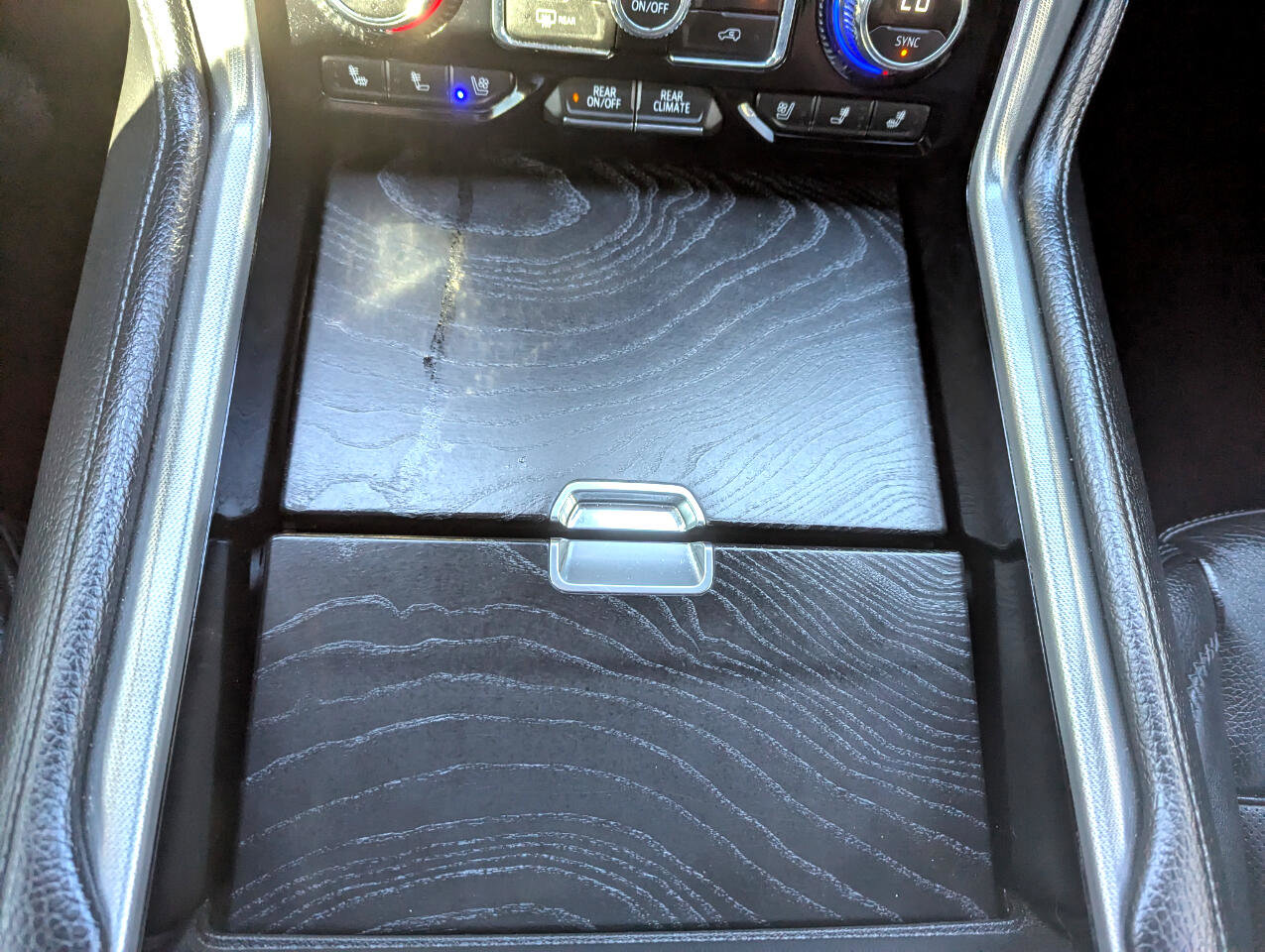 Used 2021 GMC Yukon XL Denali image 26