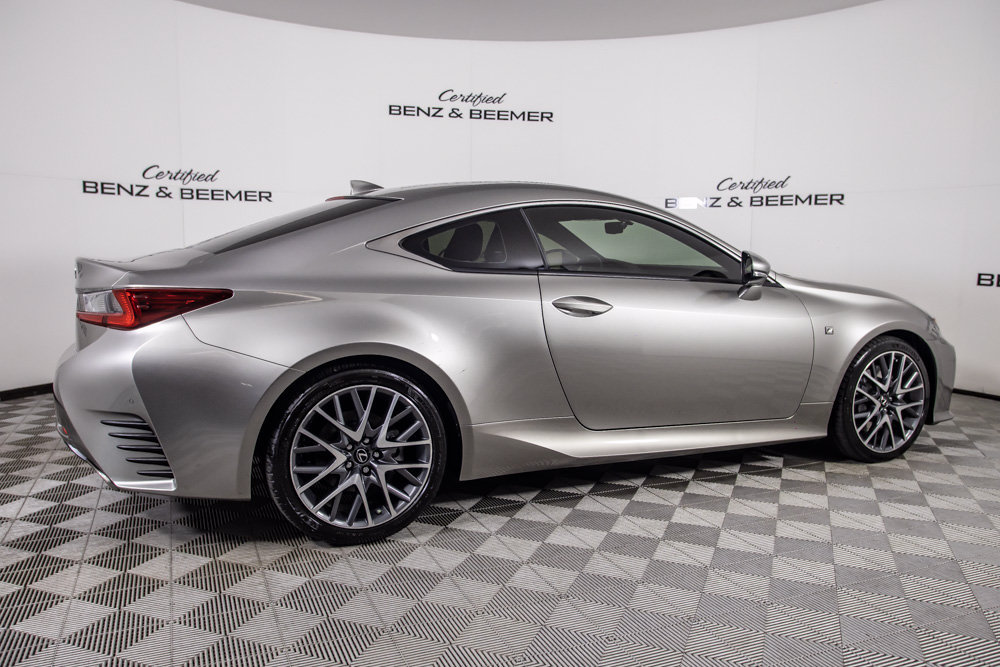 Used 2016 Lexus RC 200t RWD image 4