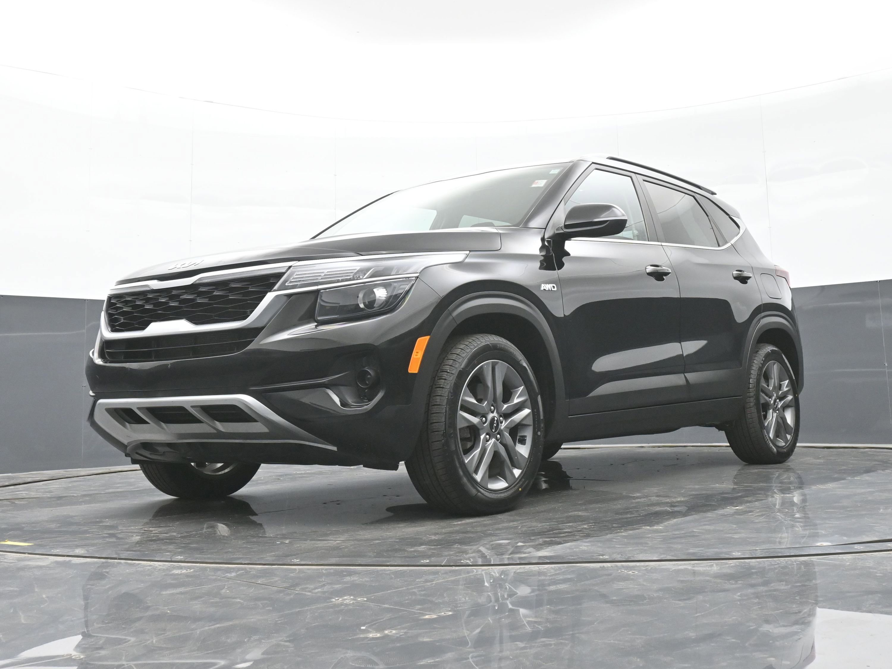 Used 2022 Kia Seltos S AWD/4WD image 43