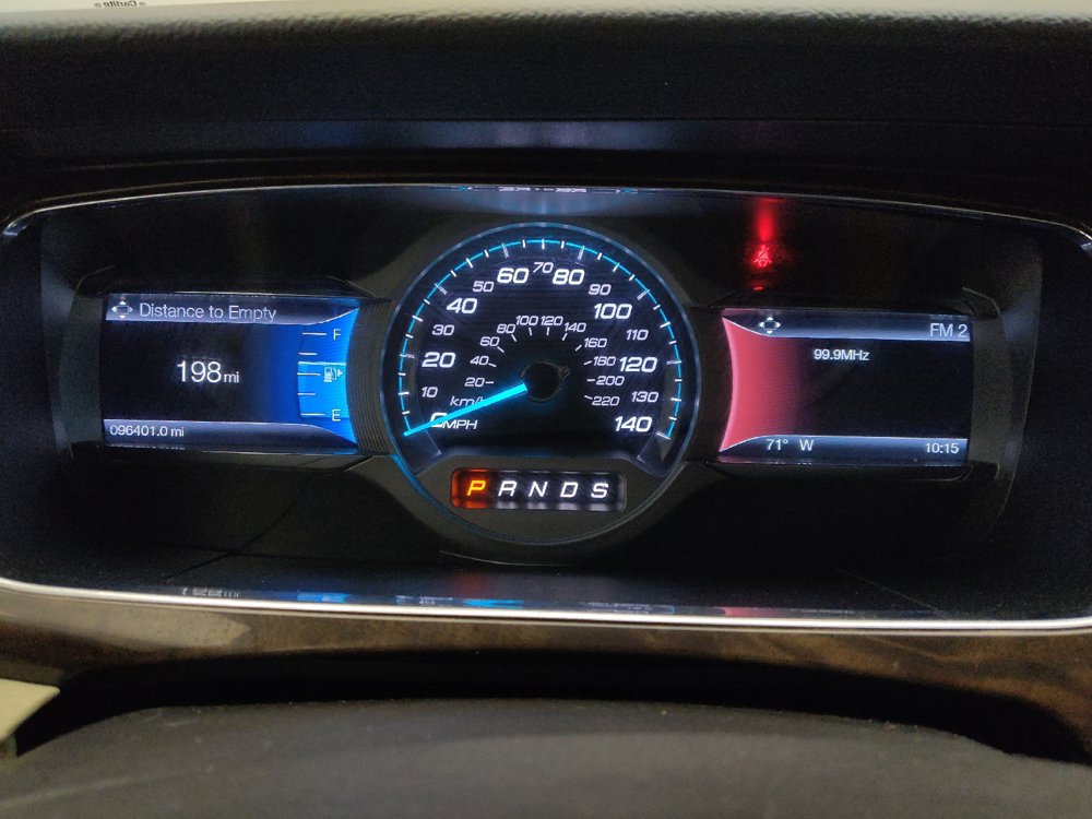 Used 2016 Ford Taurus Limited FWD image 23
