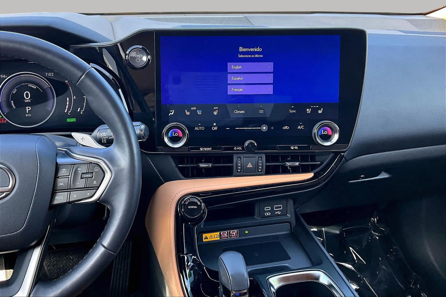 Used 2022 Lexus NX 350h AWD image 7