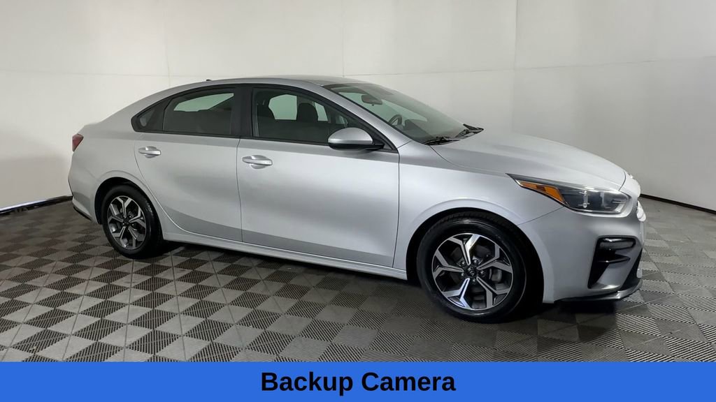 Used 2020 Kia Forte LXS FWD image 3