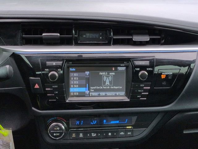 Used 2015 Toyota Corolla S FWD image 20