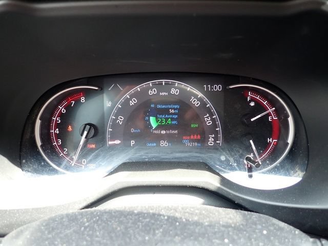 Certified 2024 Toyota RAV4 LE AWD/4WD image 15