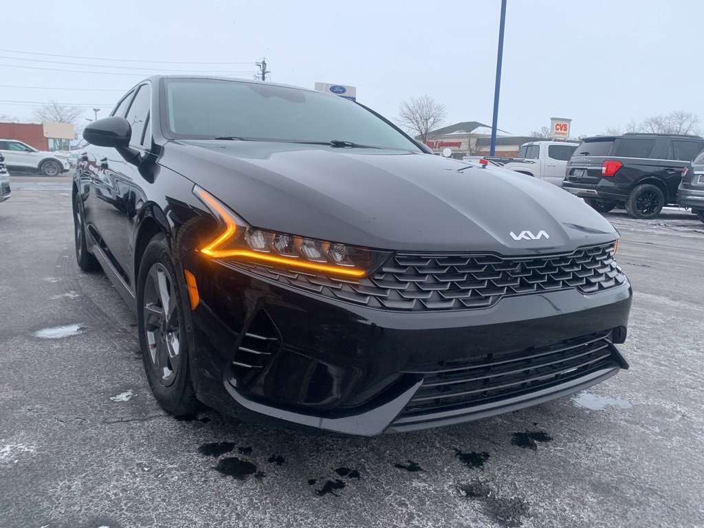 Used 2022 Kia K5 LXS image 1