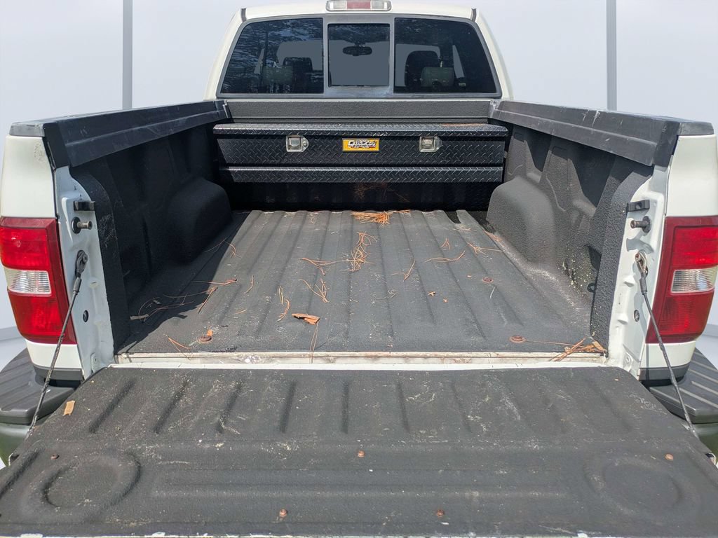Used 2005 Ford F150 XLT AWD/4WD image 12