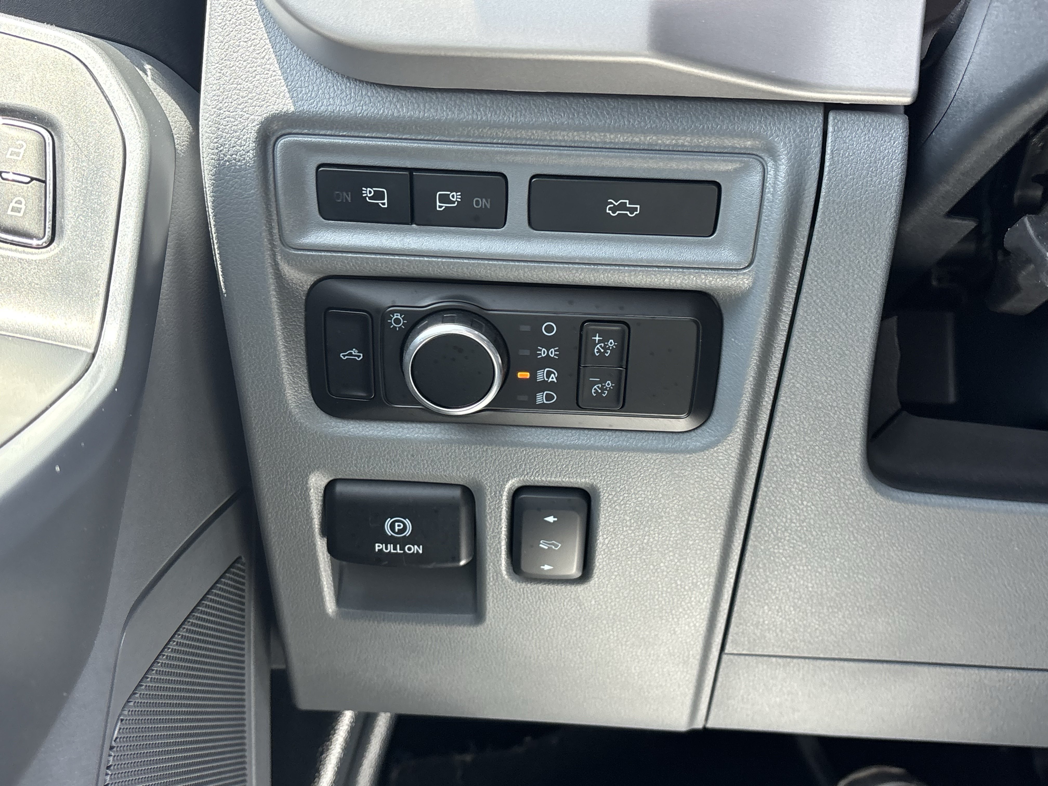 Certified 2023 Ford F150 Lightning XLT AWD/4WD image 38
