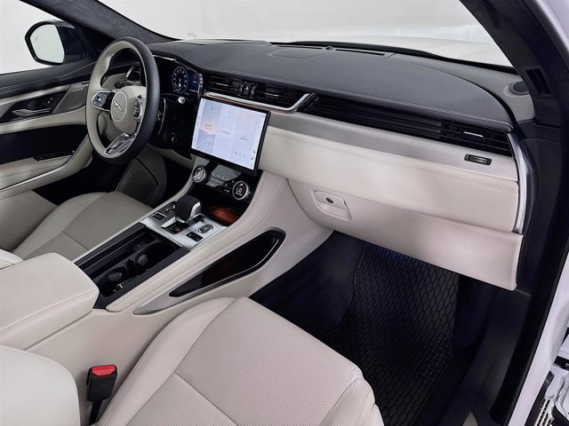 New 2026 Jaguar F-PACE R-Dynamic S image 31