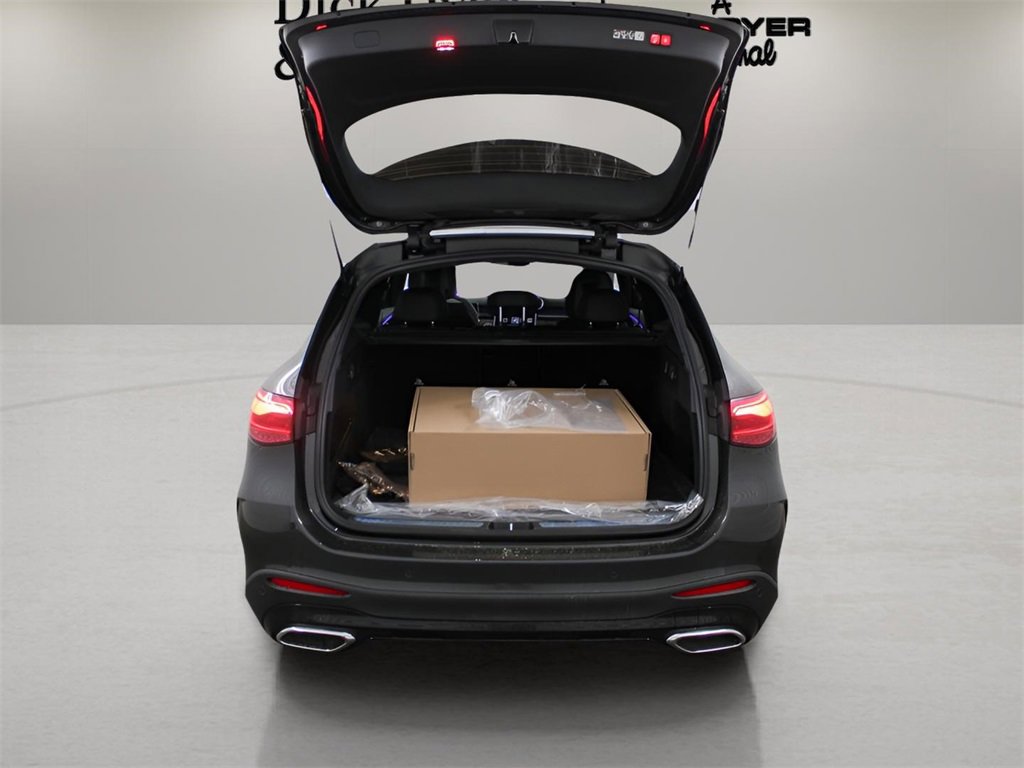 Used 2025 Mercedes-Benz GLC 300 image 28