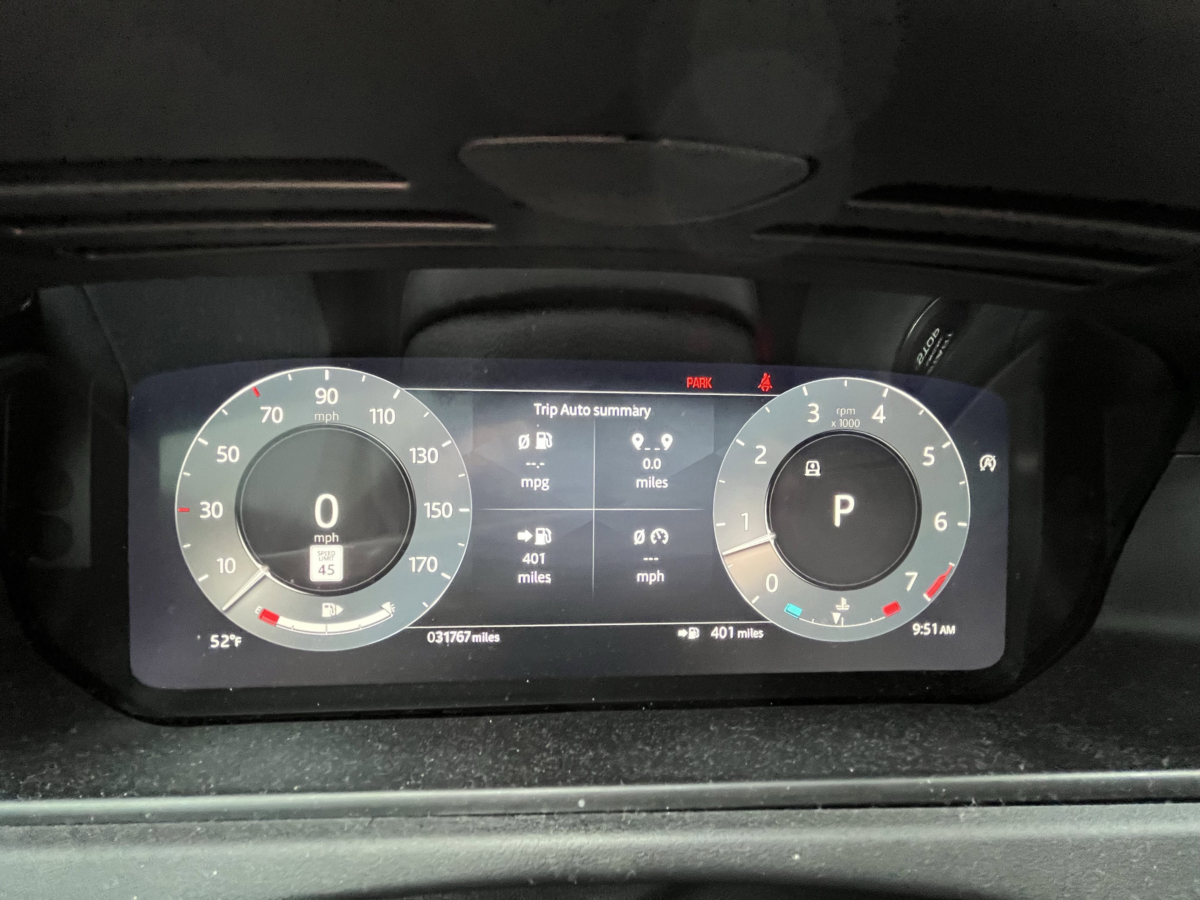 Used 2024 Land Rover Range Rover Velar Dynamic SE image 19