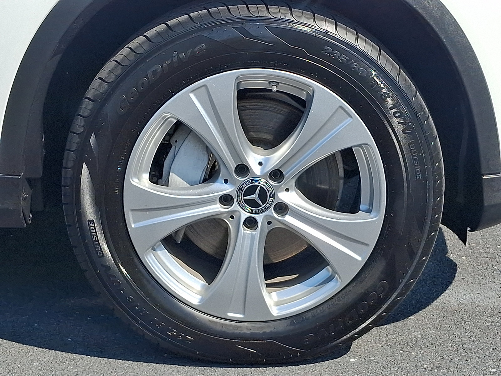 Used 2017 Mercedes-Benz GLC 300 4MATIC image 8