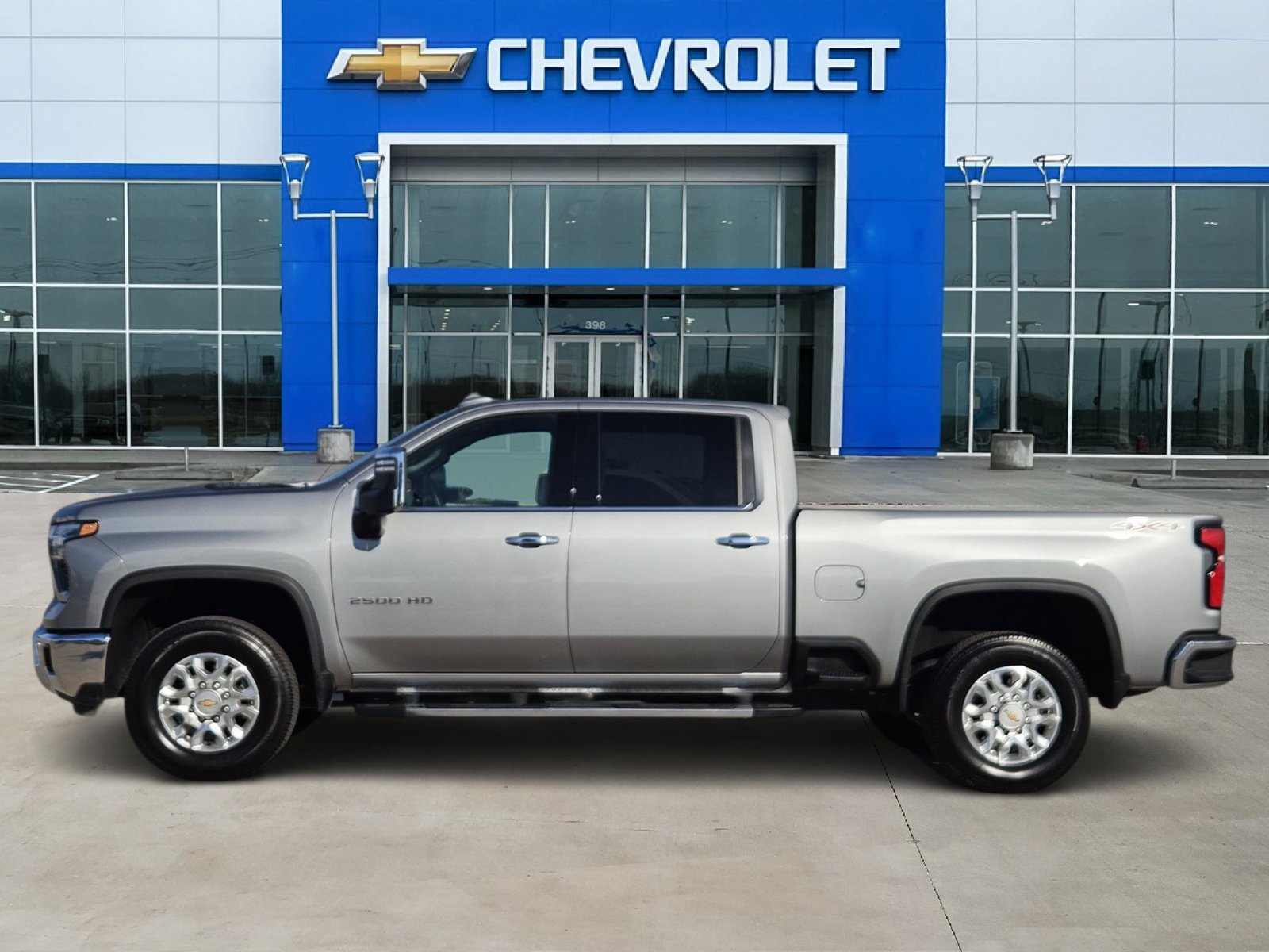 Certified 2026 Chevrolet Silverado 2500 LTZ w/ LTZ Premium Package AWD/4WD image 3