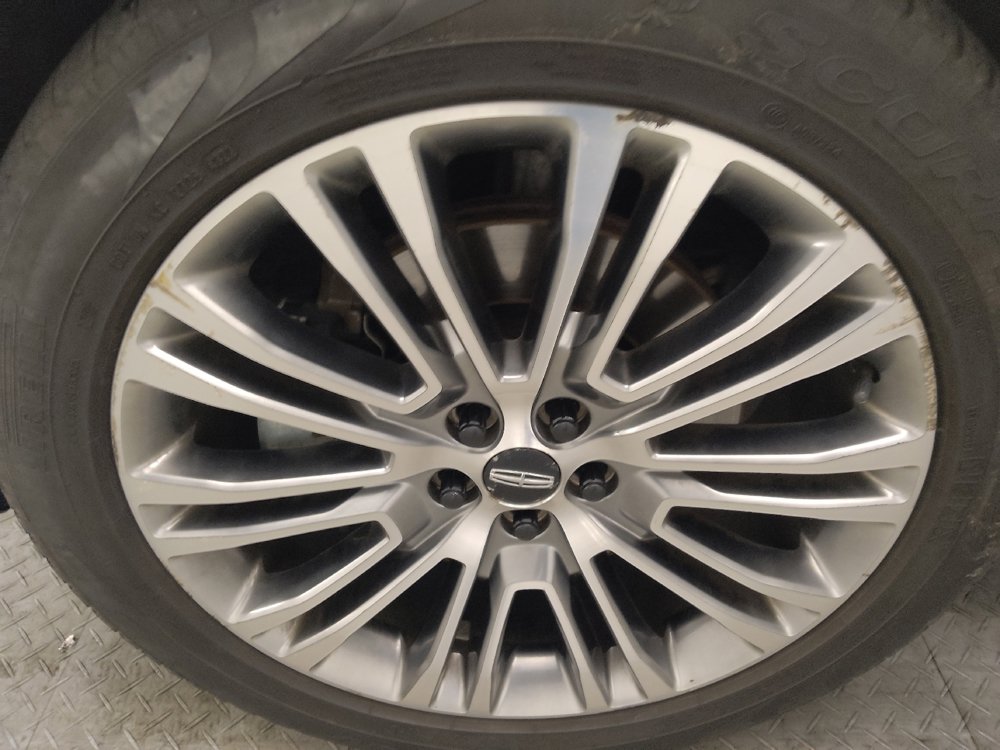 Used 2016 Lincoln MKX Reserve w/ Climate Package AWD/4WD image 31