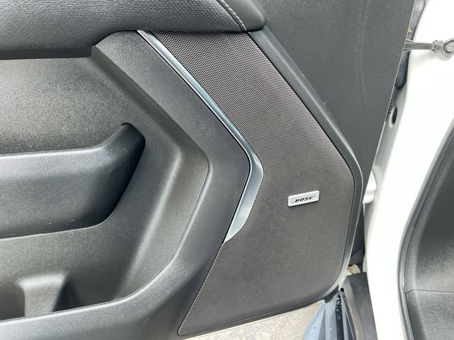 Used 2024 Chevrolet Tahoe Premier AWD/4WD image 23