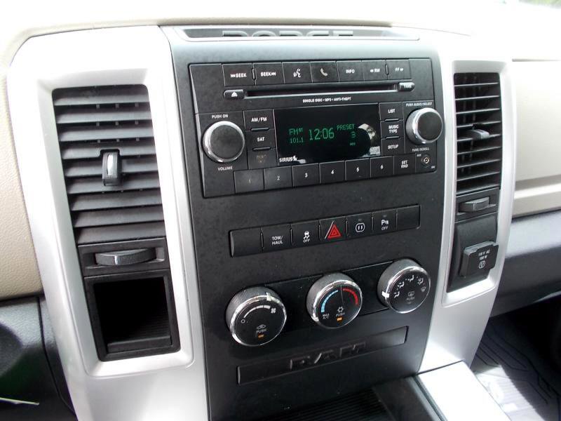 Used 2012 RAM 1500 Big Horn w/ Luxury Group image 34