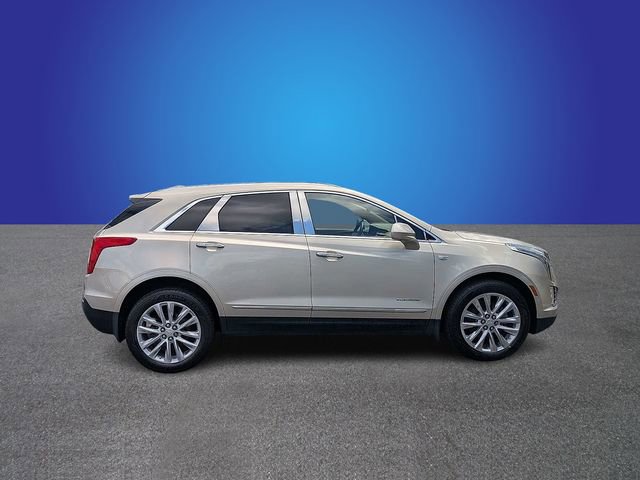 Used 2017 Cadillac XT5 Platinum AWD/4WD image 6