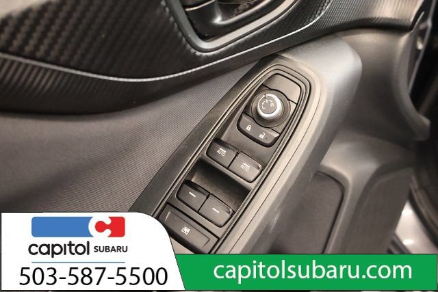Used 2023 Subaru Crosstrek 2.0i Premium AWD/4WD image 12
