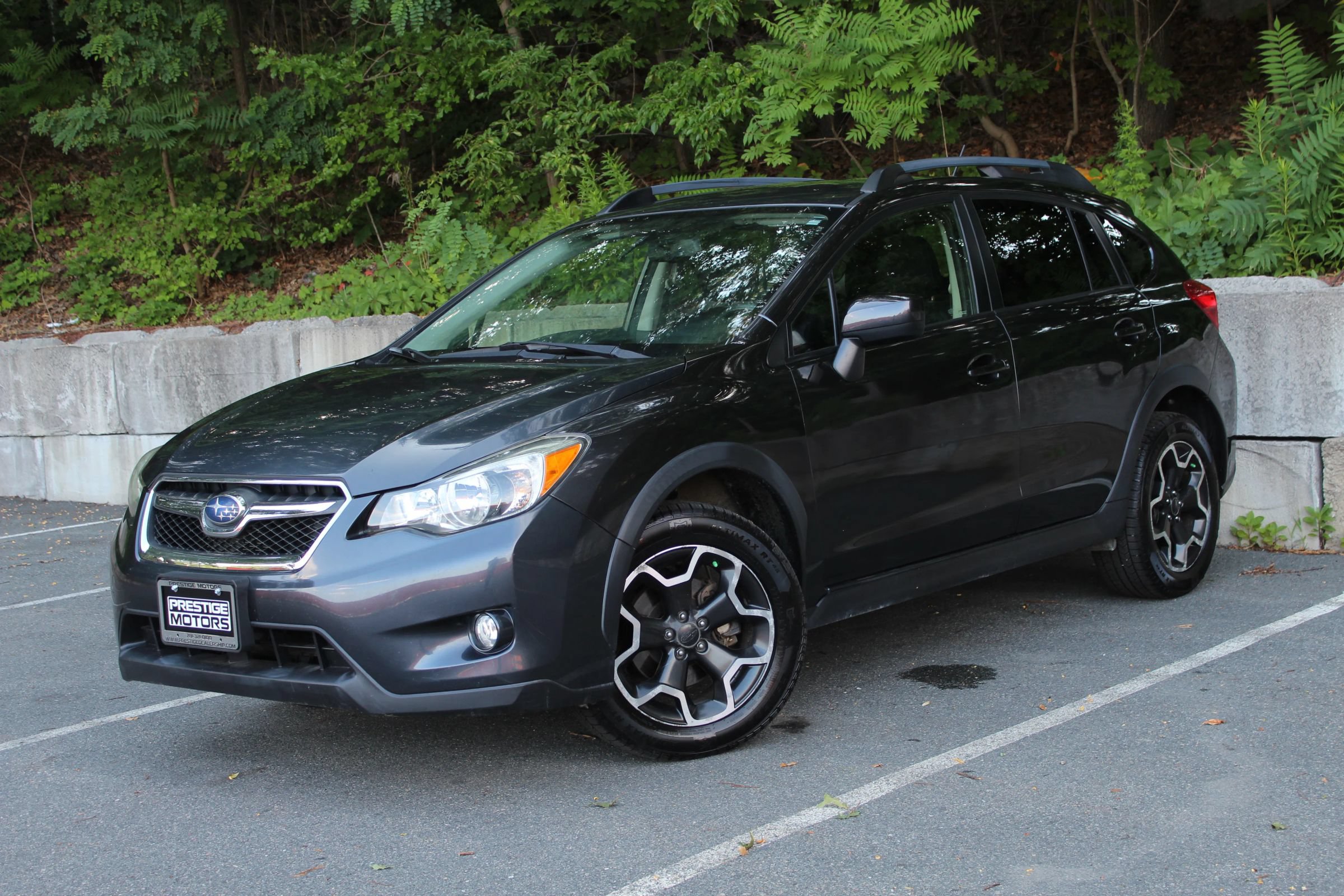 Used 2015 Subaru Crosstrek 2.0i Premium AWD/4WD image 2