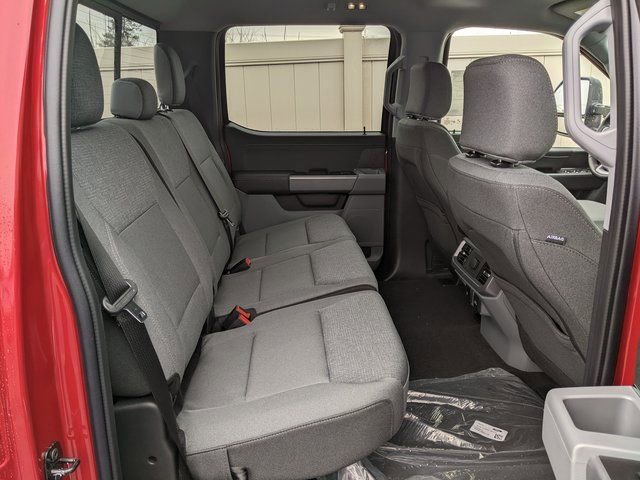 Used 2025 Ford F150 XLT w/ Equipment Group 302A MID image 34