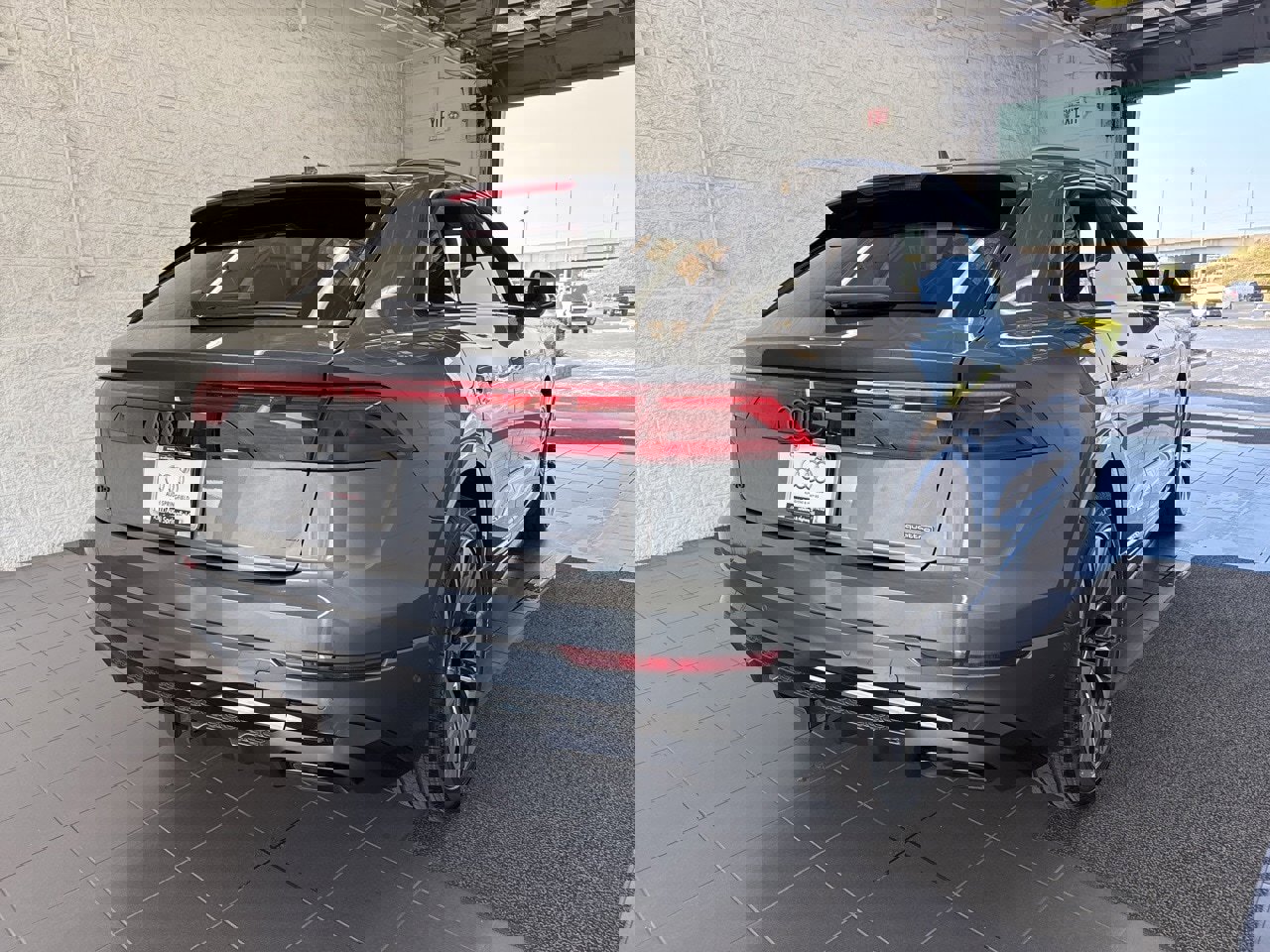 New 2025 Audi Q8 Premium Plus image 7