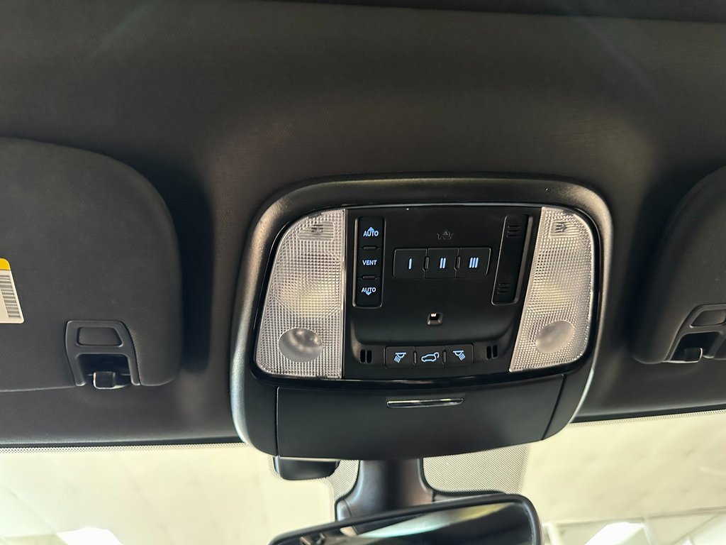 Certified 2024 Dodge Durango GT image 35