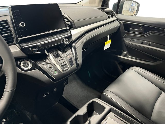 New 2026 Honda Odyssey Touring image 16
