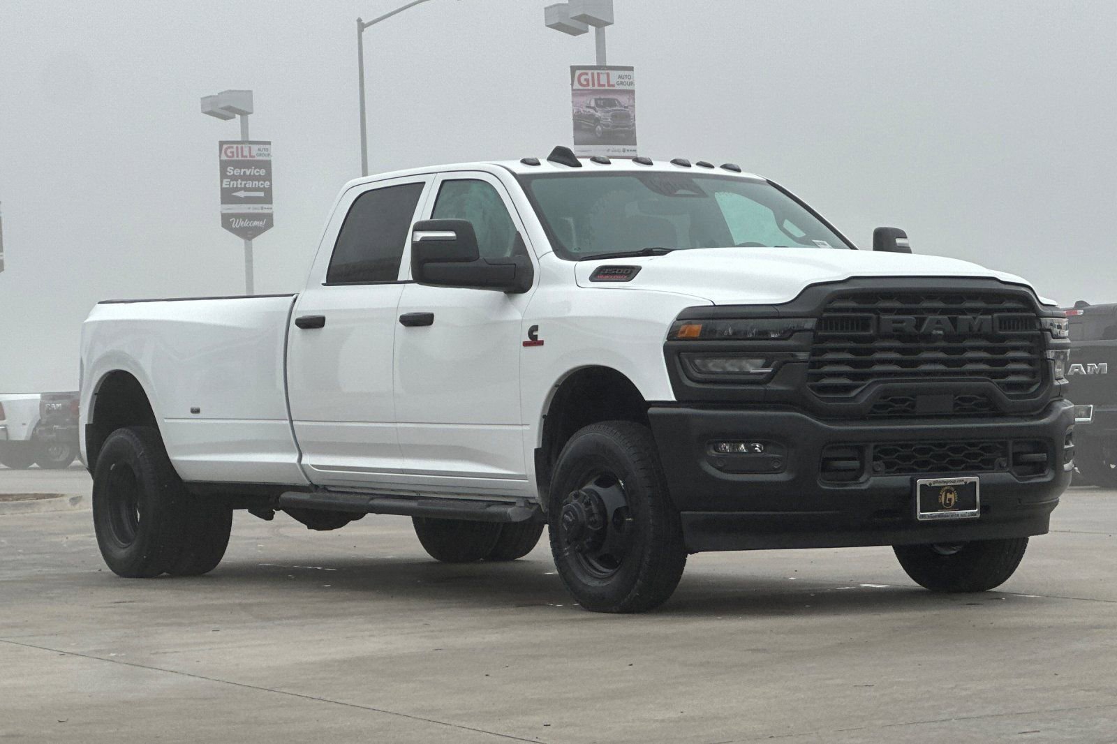New 2026 RAM 3500 Tradesman AWD/4WD image 9