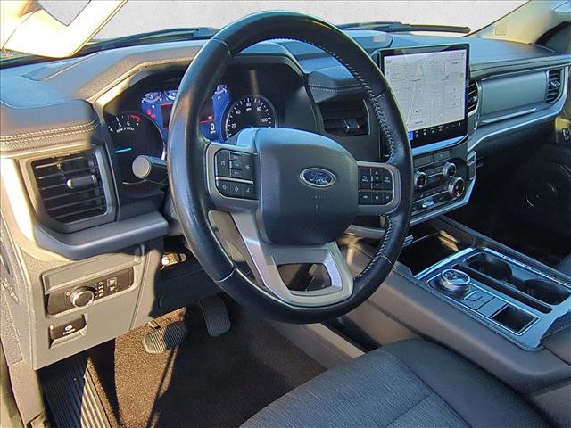 Used 2022 Ford Expedition XLT image 9