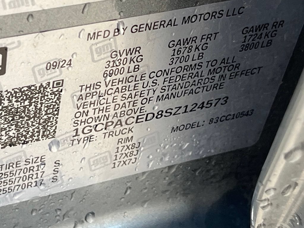 Used 2025 Chevrolet Silverado 1500 LT RWD image 19