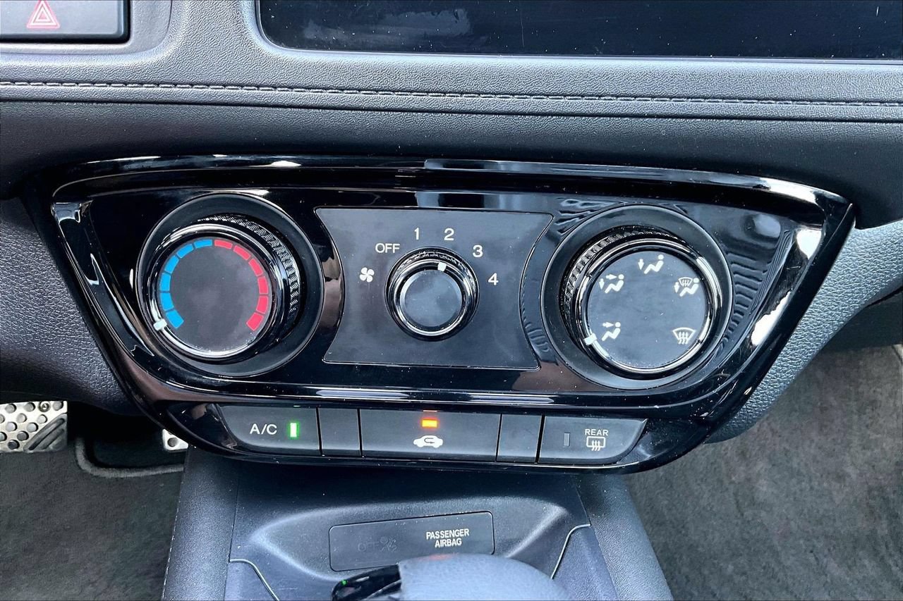 Used 2019 Honda HR-V Sport image 17