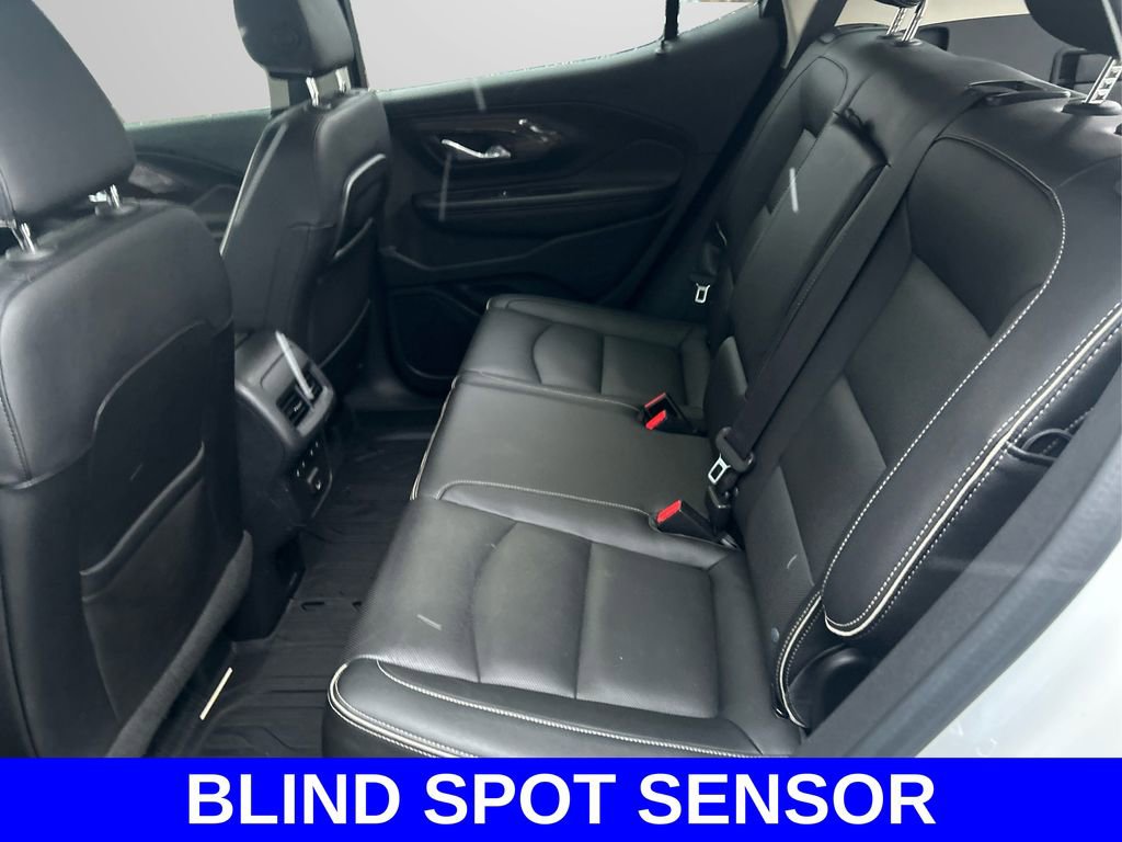 Used 2020 GMC Terrain Denali w/ Denali Premium Package image 10