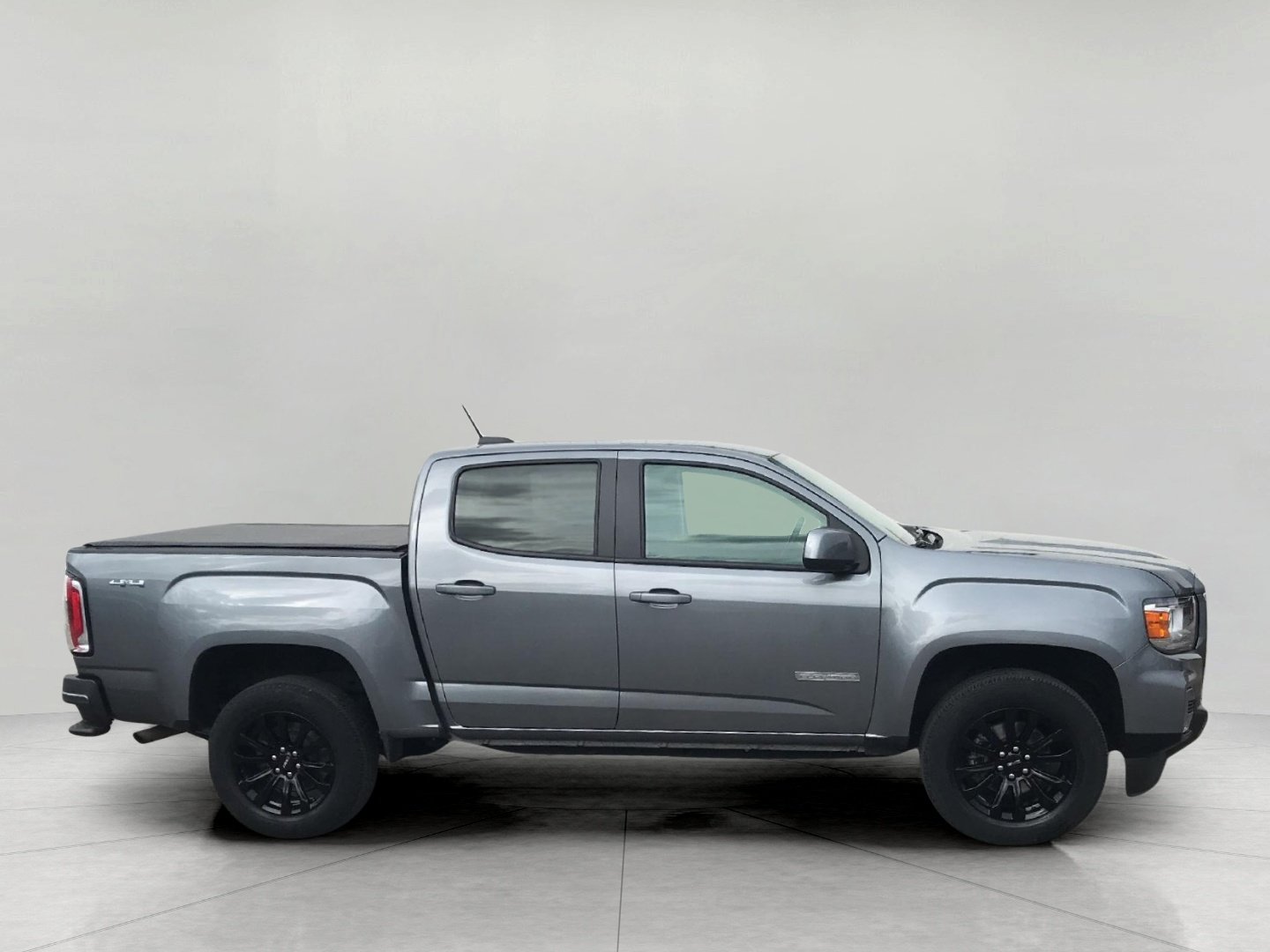 Certified 2022 GMC Canyon Elevation w/ Trailering Package AWD/4WD image 9