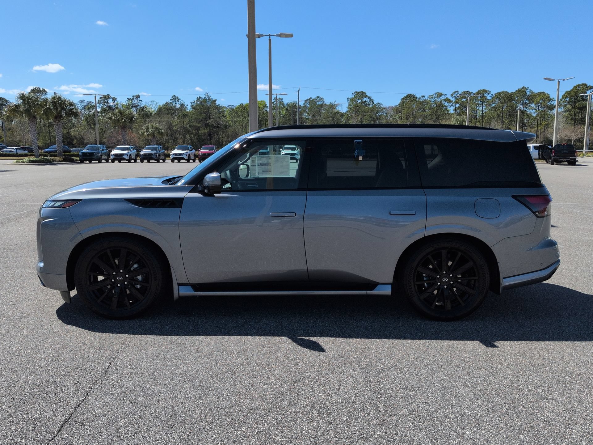 New 2026 INFINITI QX80 Luxe w/ Cargo Package AWD/4WD image 8