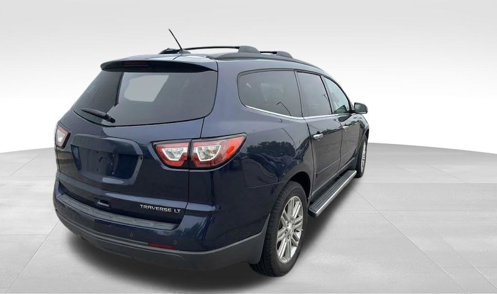 Used 2015 Chevrolet Traverse LT w/ Style and Technology Package AWD/4WD image 4
