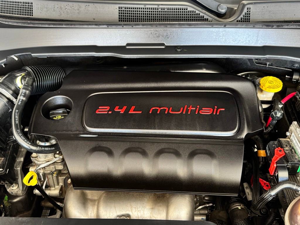 Used 2018 Jeep Compass Latitude w/ Popular Equipment Group FWD image 19