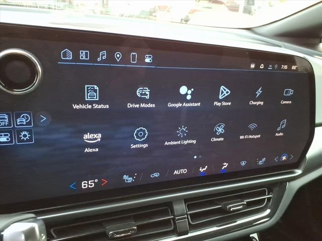 Used 2024 Chevrolet Equinox EV RS image 31