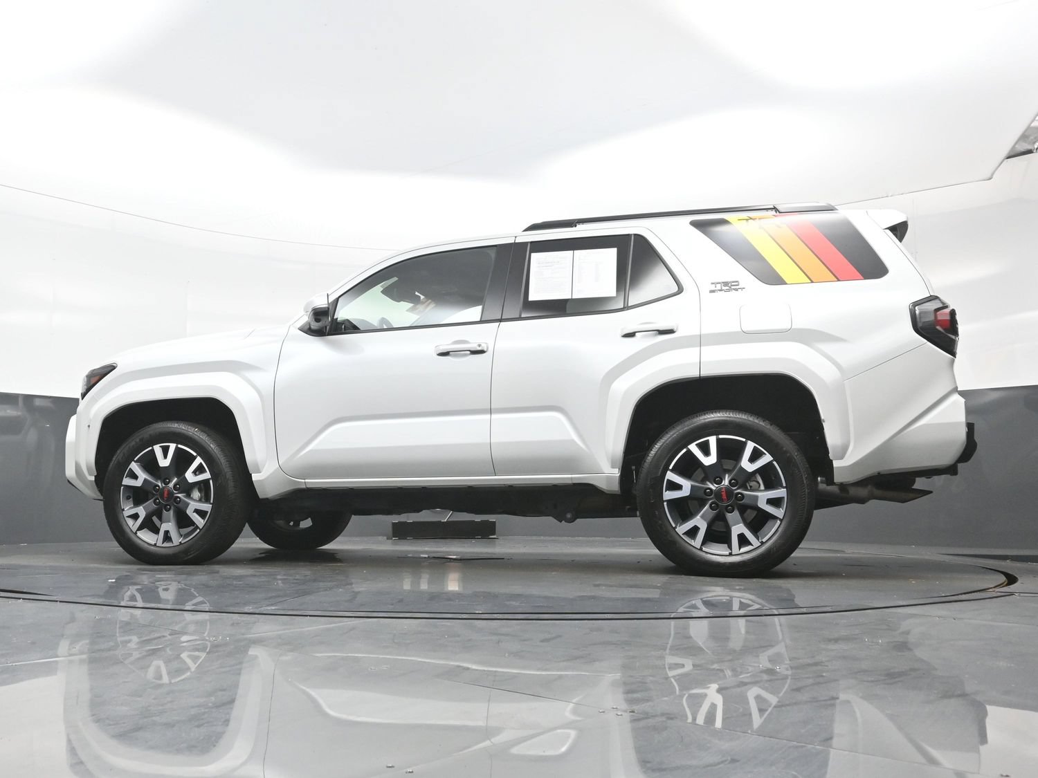 Used 2025 Toyota 4Runner TRD Sport Premium AWD/4WD image 31