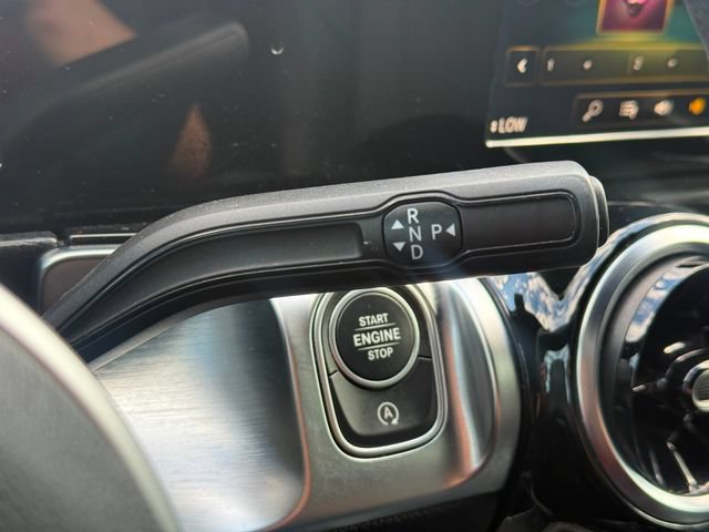 Used 2020 Mercedes-Benz GLB 250 4MATIC image 16